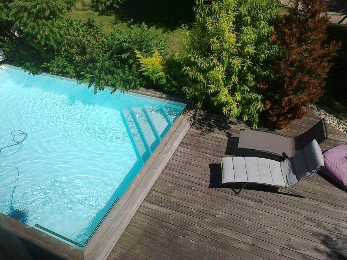 Chambre D'Hotes Des P'Tits Bonheurs Dosches Exterior photo